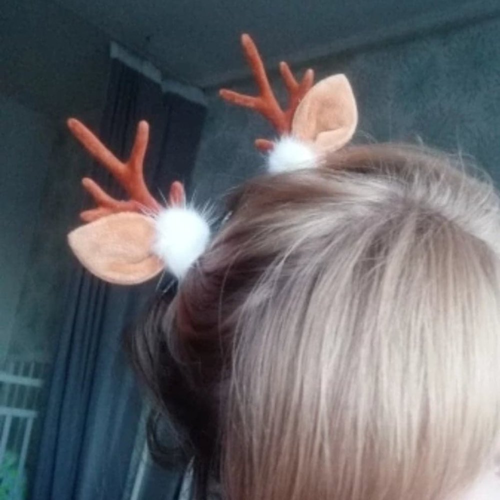 Reindeer Hair Clips